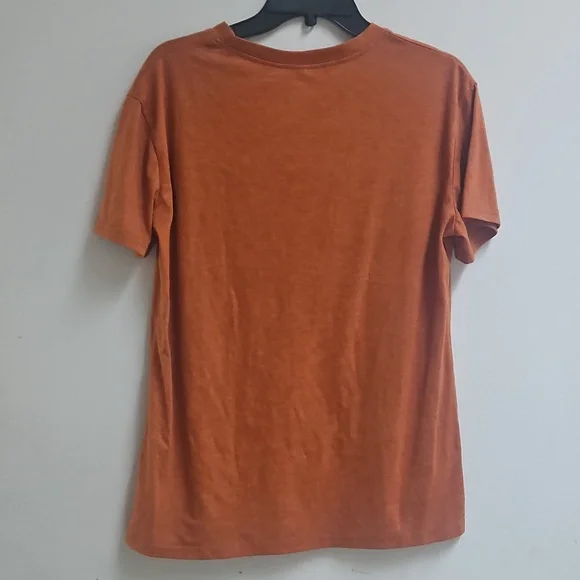 Hocus Pocus Graphic T-Shirt - Picture 4 of 4